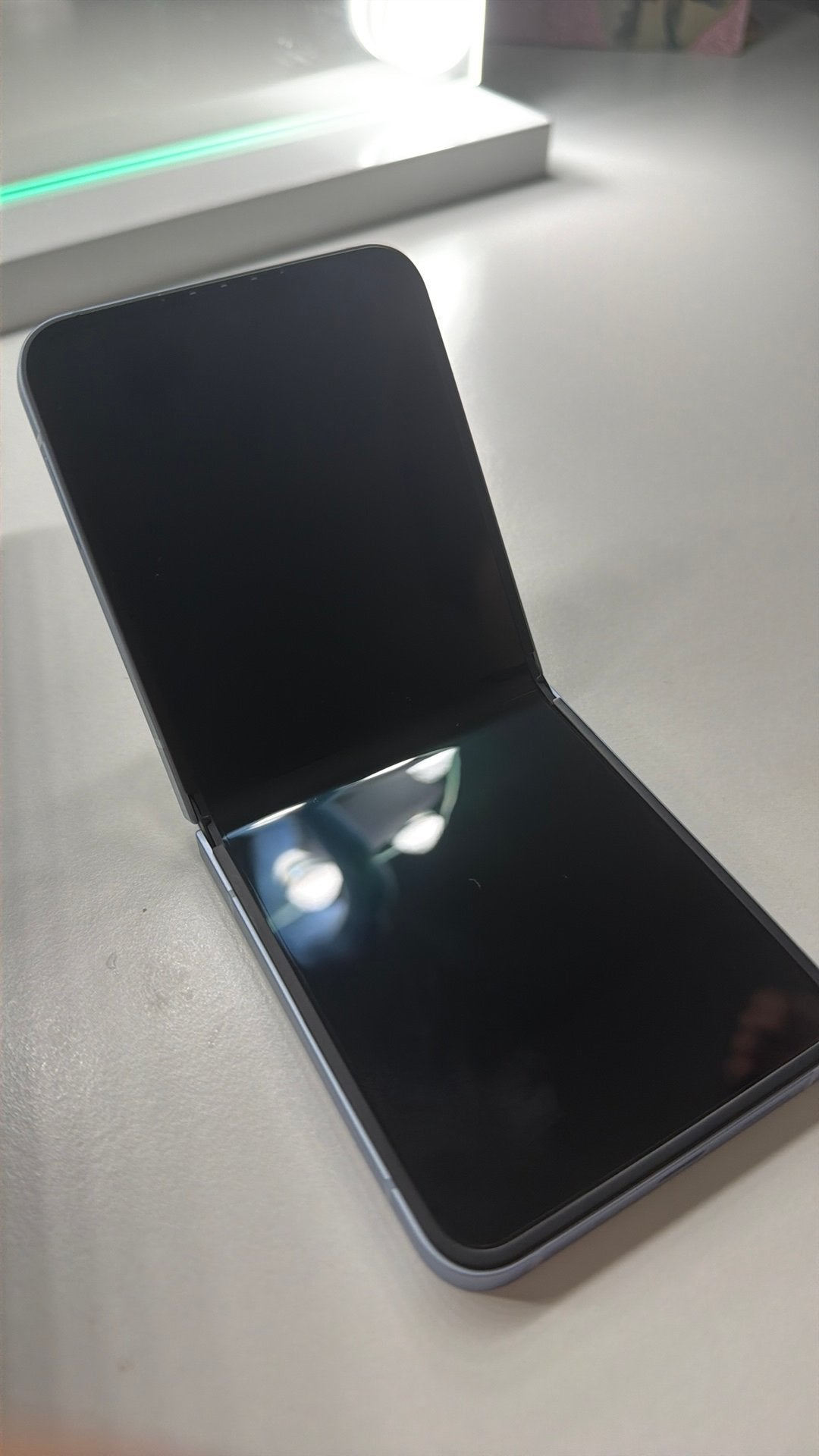 Foto 3 van Samsung Galaxy Z flip 6