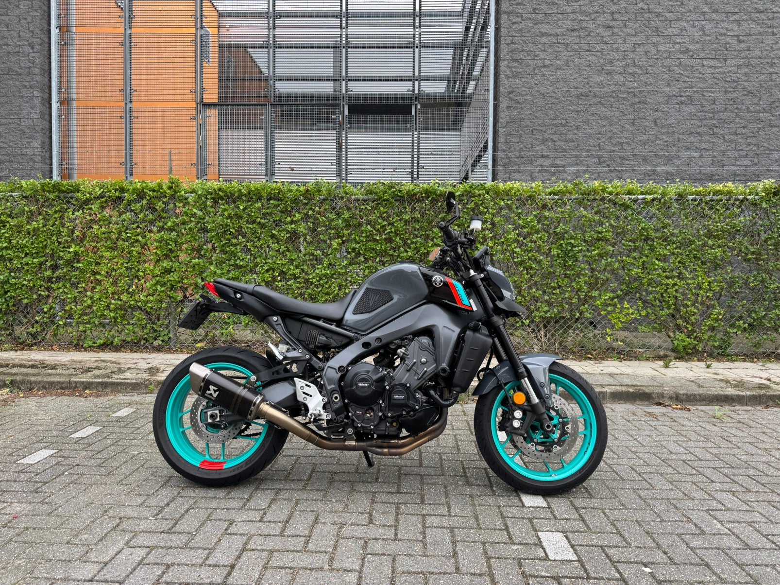Yamaha MT-09 2023 Akrapovic, Motoren, 890 cc, Motorrijbewijs A, 3 cilinders, Particulier