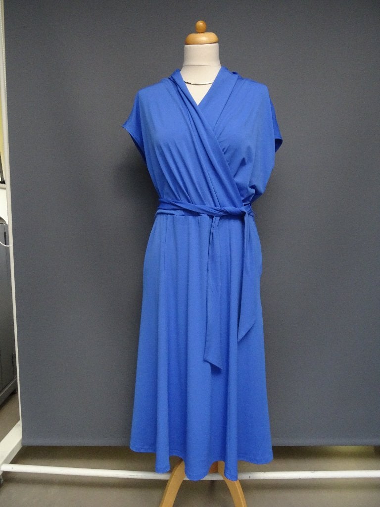 BETTY BARCLAY maat 38, feestelijke blauwe jurk., Maat 38/40 (M), Blauw, Ophalen of Verzenden, Zo goed als nieuw