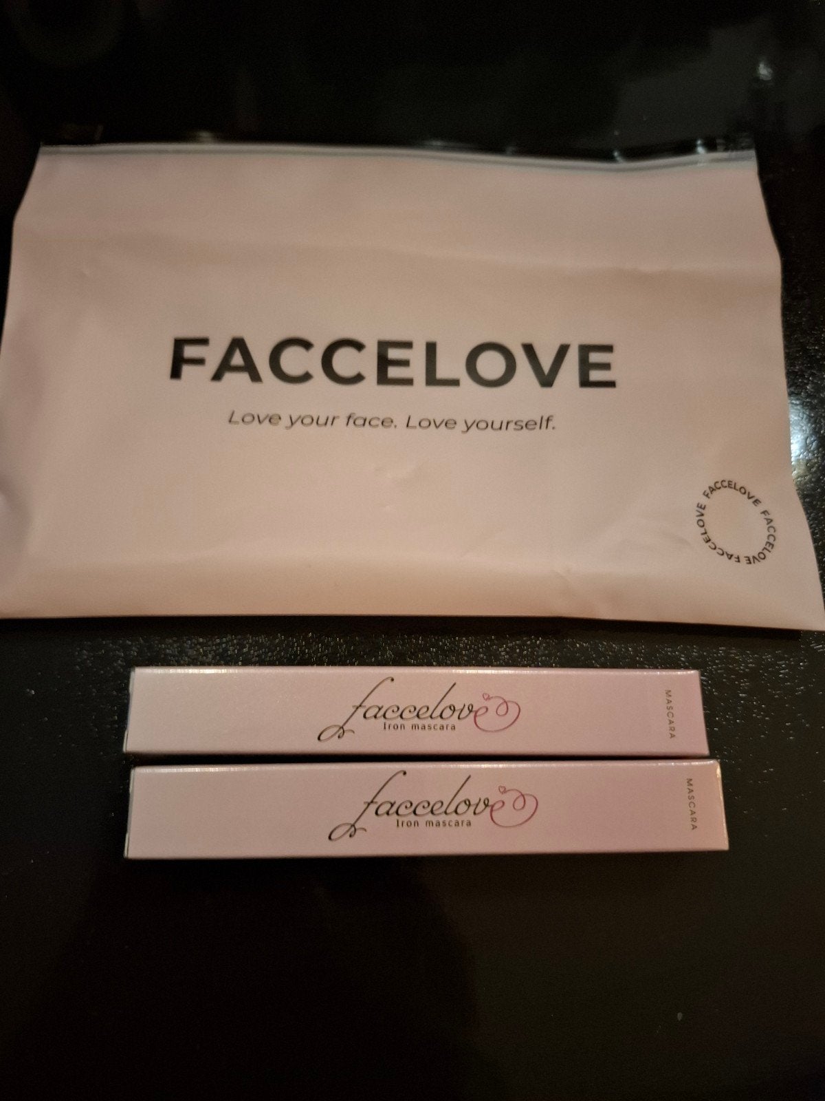 Faccelove Iron Mascara - Nieuw in verpakking (2 stuks), Ogen, Zwart, Nieuw, Ophalen of Verzenden