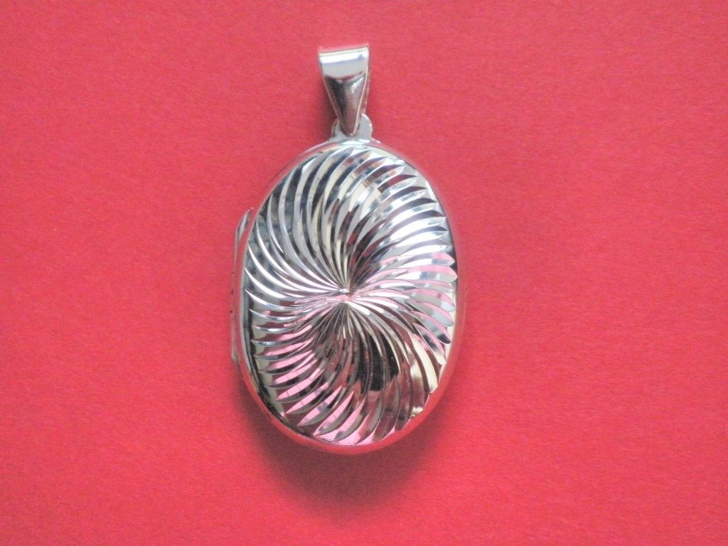 Mooi en Apart Ovaal Zilveren Medaillon, Verzenden, Zilver, Hanger