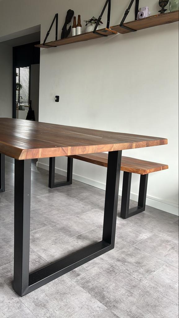 Robuuste houten eettafel met bijpassend bankje, Huis en Inrichting, Tafels | Eettafels, Ophalen, 50 tot 100 cm, Zo goed als nieuw