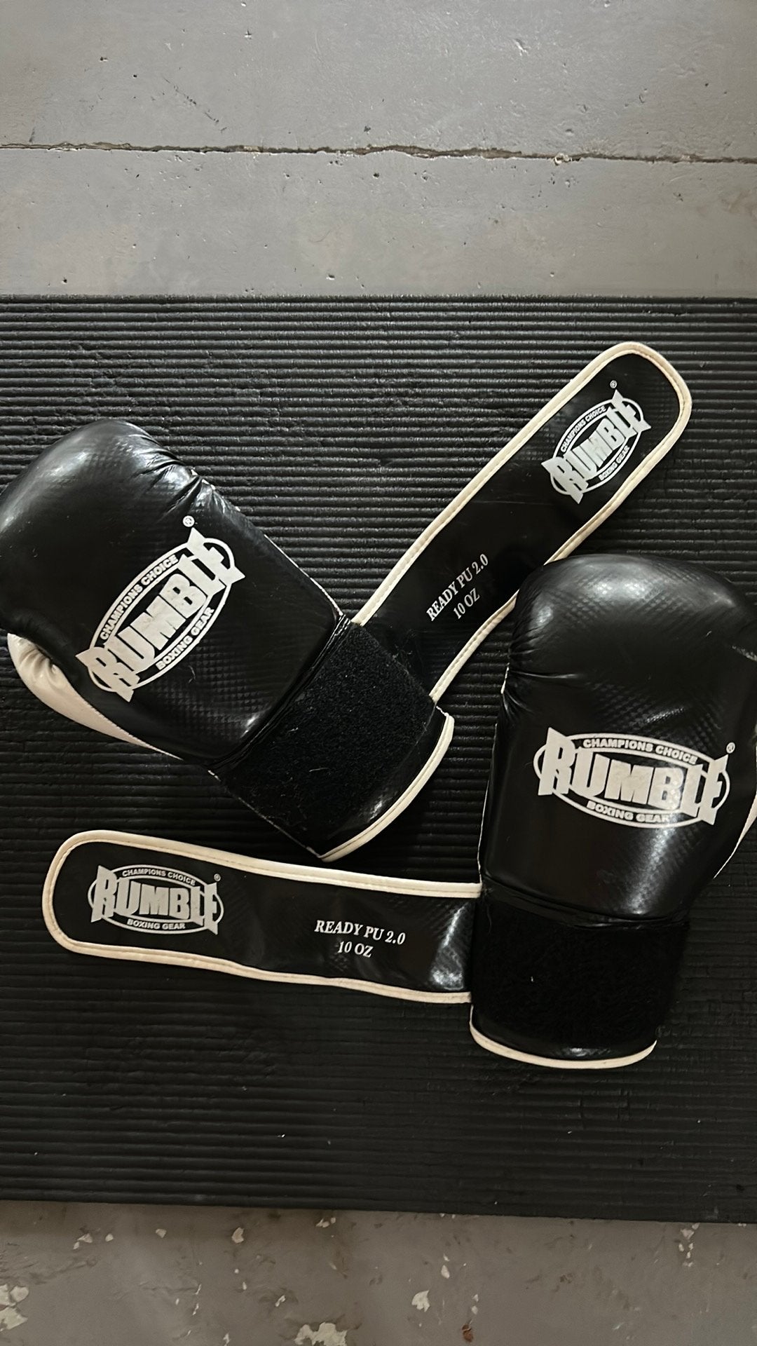 Boxhandschoenen Rumble, Ophalen, Zo goed als nieuw, Bokshandschoenen