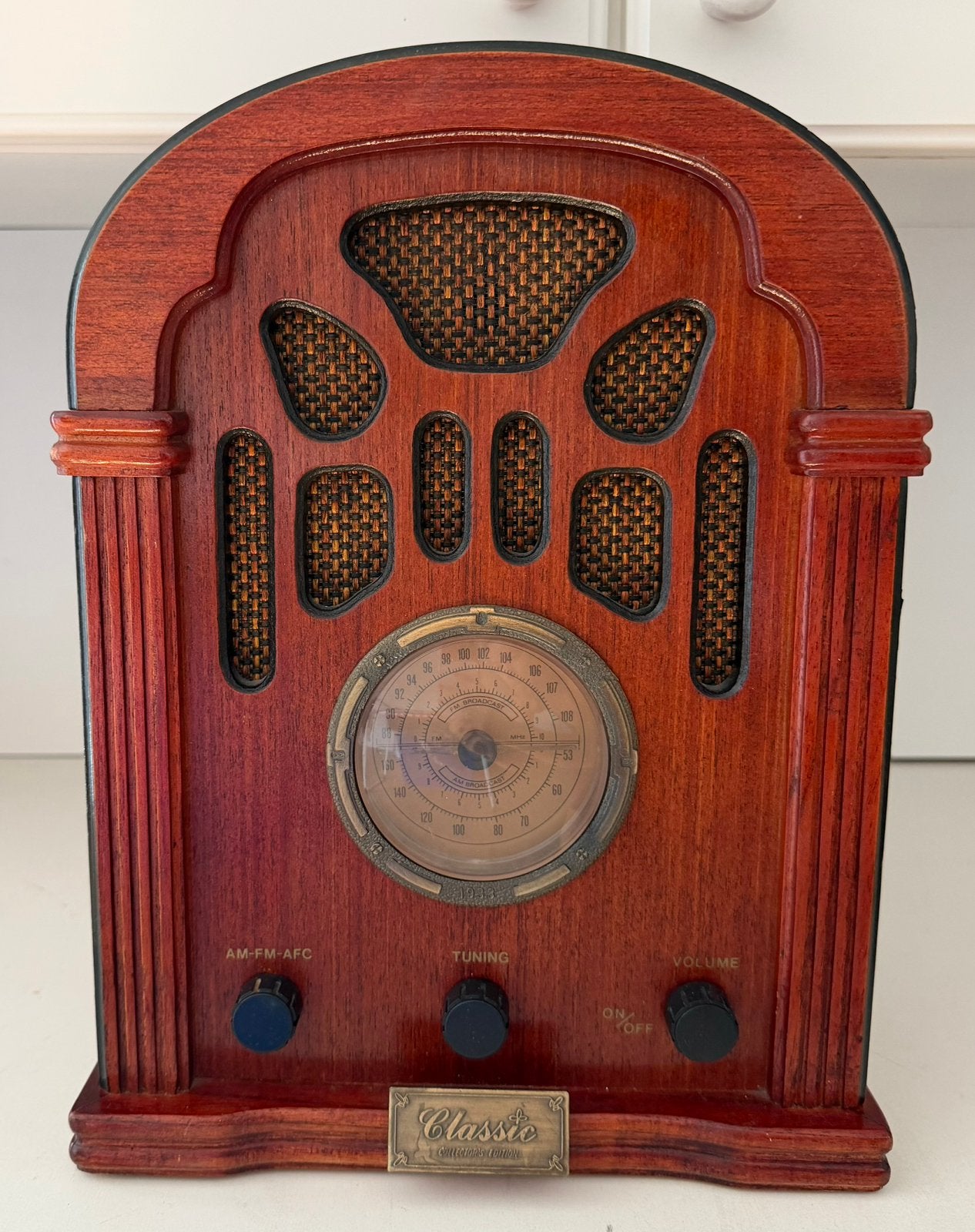 Vintage Classic Collectors Edition Radio (Model 412C), Audio, Tv en Foto, Radio's, Ophalen of Verzenden, Gebruikt