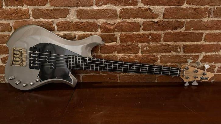 Bacci Marleo V 32" Basgitaar - Zo goed als nieuw, Muziek en Instrumenten, Snaarinstrumenten | Gitaren | Bas, Ophalen of Verzenden