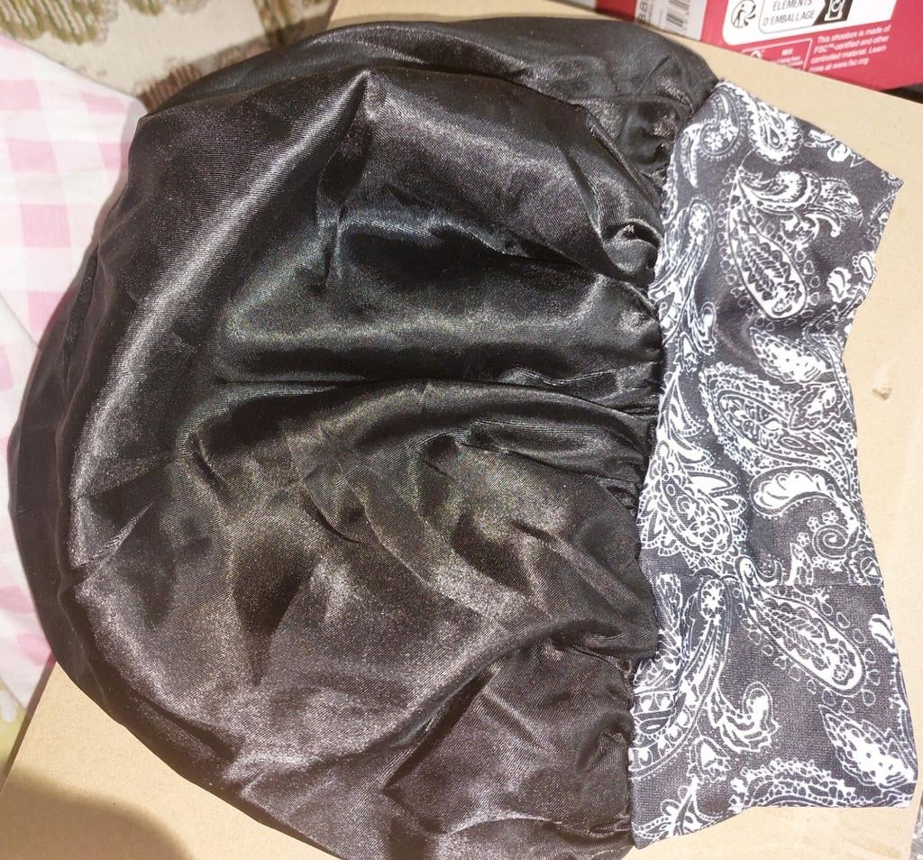 Nieuw haar satijn zijden slaapmuts bonnet zwart met korting, Ophalen of Verzenden