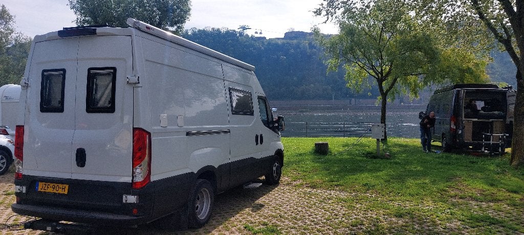 Tk Iveco Daily Bus camper, Buscamper of Camperbus, Ringverwarming, Particulier, 5 tot 6 meter