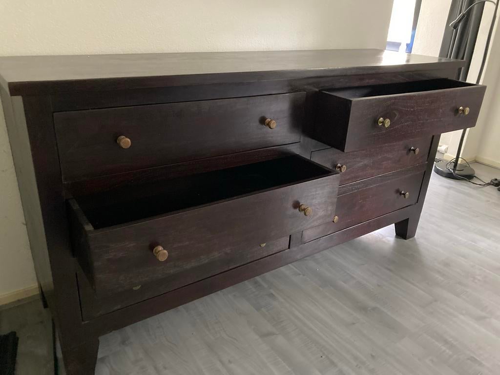 Koloniale stijl kast met 6 lades, donker roodbruin hout, Huis en Inrichting, Kasten | Dressoirs, Ophalen, Gebruikt, Met lade(s)