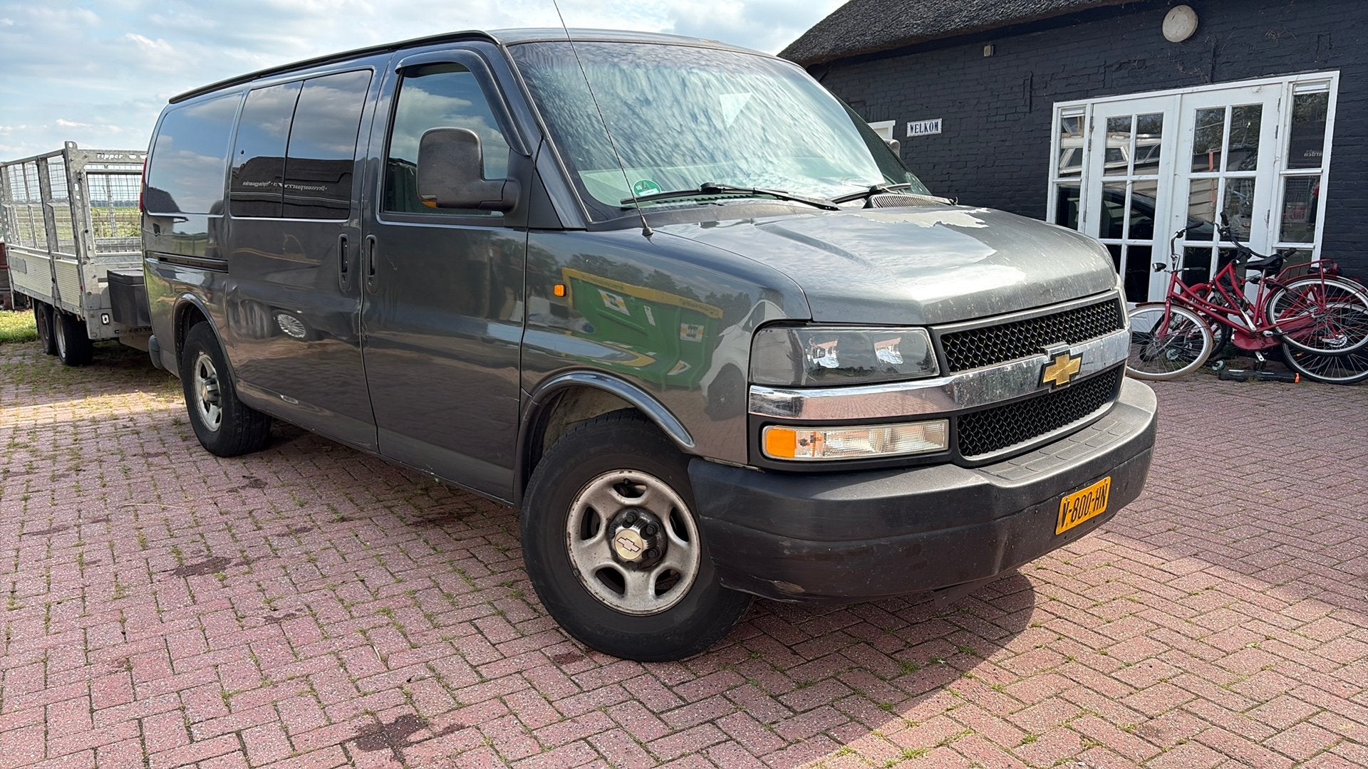 Chevrolet express 2008 lpg nieuwe apk, Auto's, Bestelauto's, Particulier, Chevrolet, LPG, Euro 4, Automaat, Geïmporteerd, Zilver of Grijs