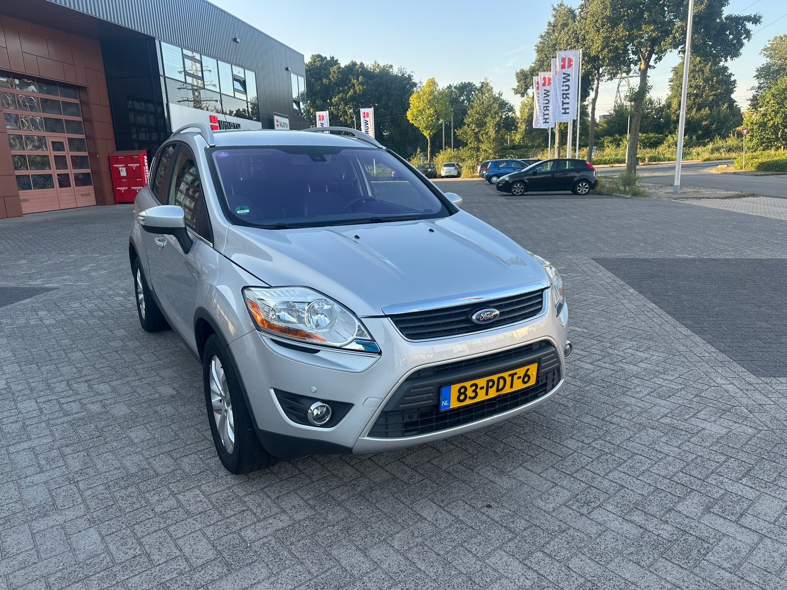 Ford Kuga 2.5 T 147KW AWD AUT 2011 Grijs, Auto's, Automaat, 1553 kg, 2521 cc, Vierwielaandrijving
