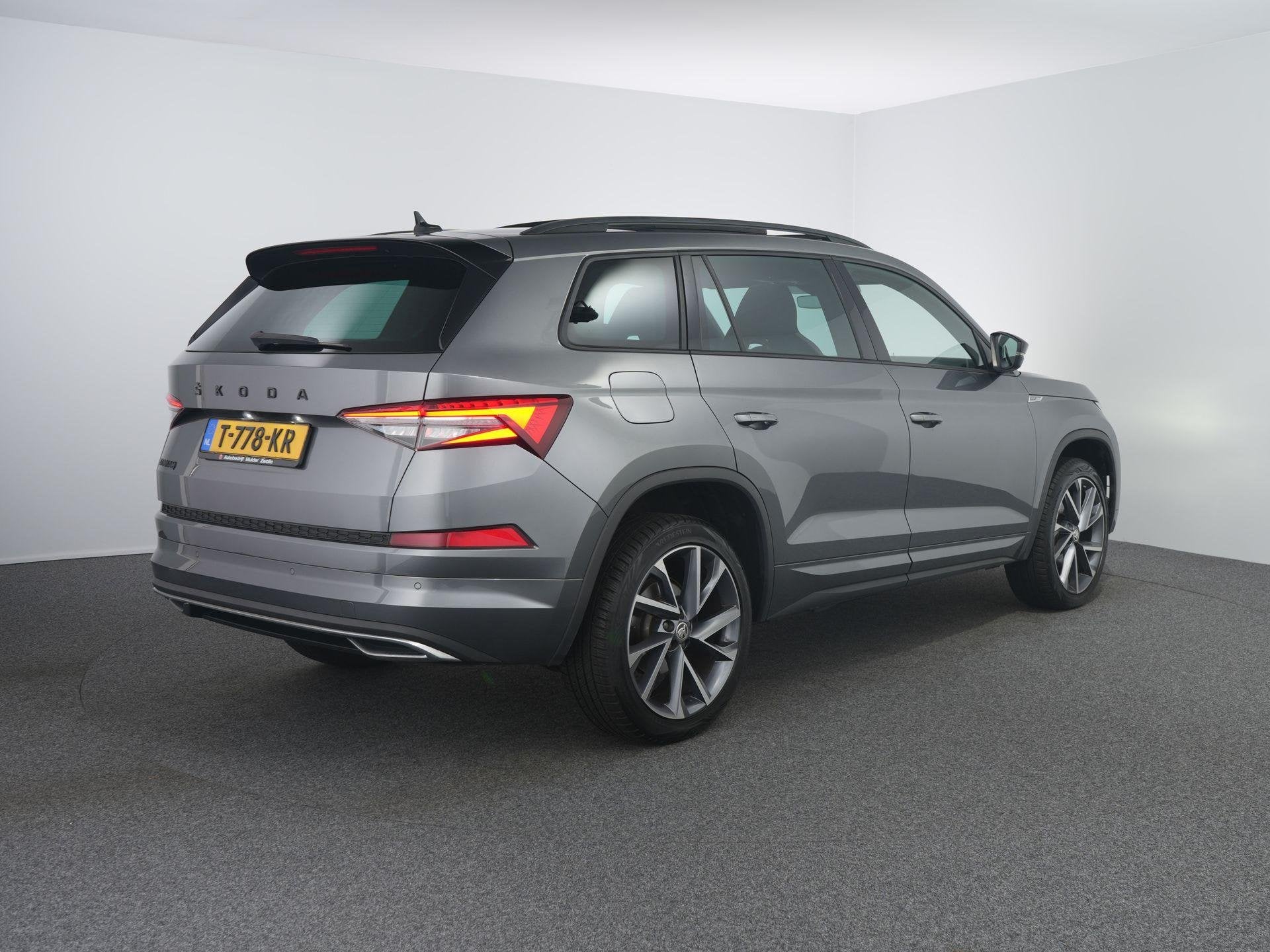 Skoda Kodiaq 1.5 TSI Sportline Business | Pano | Memory | Wi, Auto's, 4 cilinders, 150 pk, Alcantara, Bedrijf
