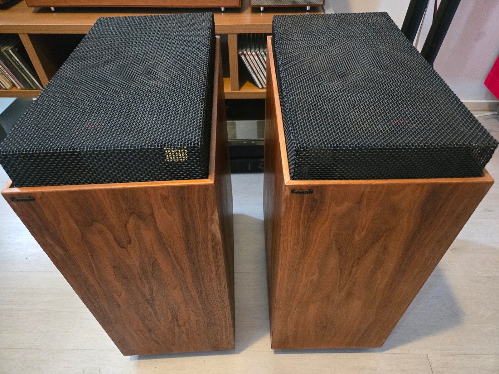 Sonab OA-14R Vintage Luidsprekers - Uitstekende Staat, Vloerstaande luidspreker, Inclusief kabels, Zo goed als nieuw, Minder dan 60 watt