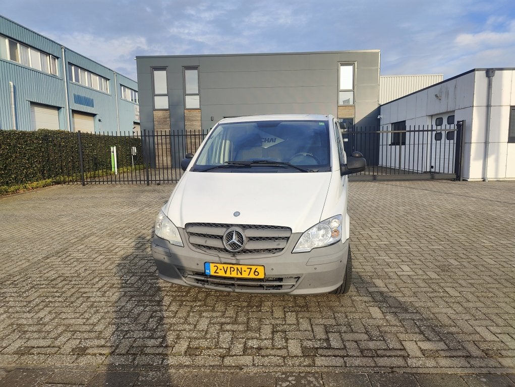 Mercedes-Benz Vito 113 CDI BJ 2011 AUTIOMAAT EURO5, Euro 5, Gebruikt, 1829 kg, 4 cilinders