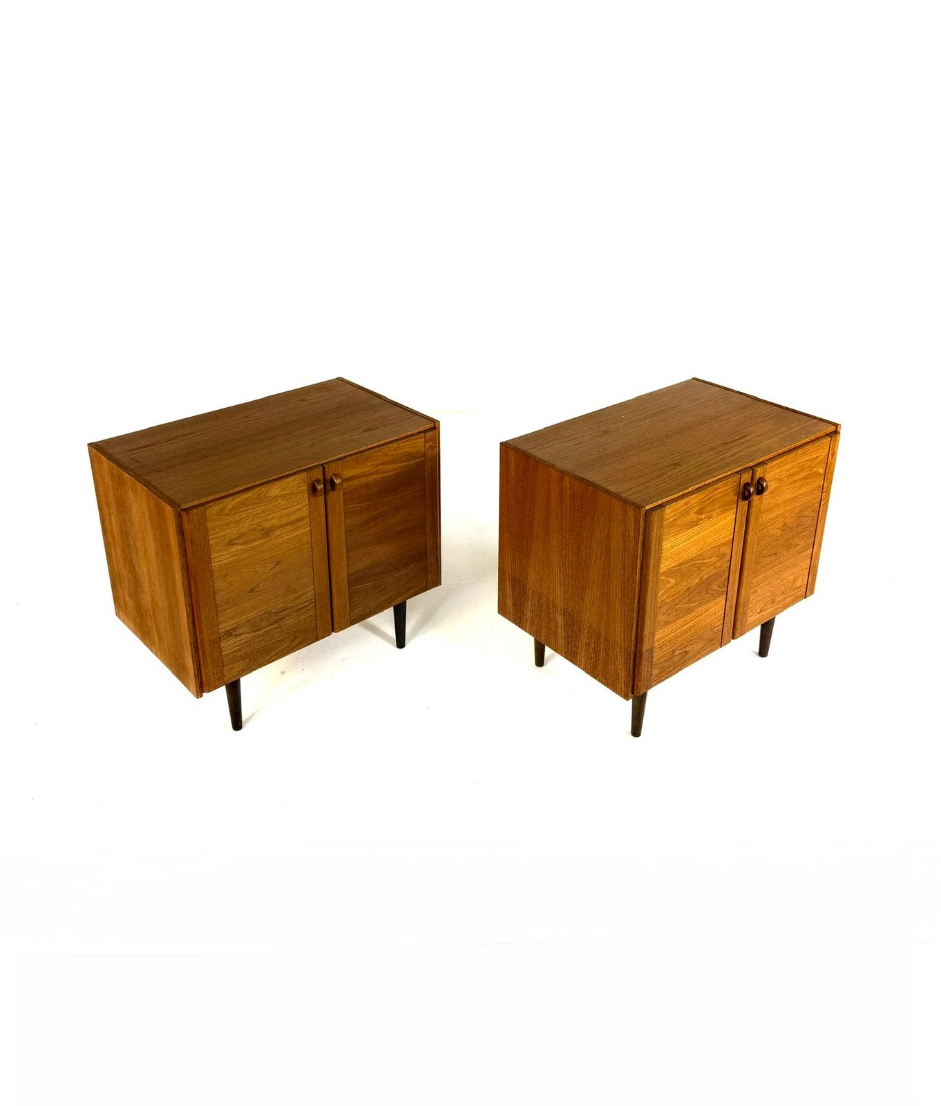 2x vintage teakhouten sideboards, Domini Møbler ‘60, Domini Møbler, Domini Møbler, Vintage retro buisframe design rotan webbing papercord deens
