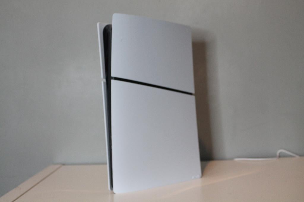 Ik ben mijn ps5 aan het verkopen, Spelcomputers en Games, Spelcomputers | Sony PlayStation 5, Ophalen of Verzenden, Zo goed als nieuw