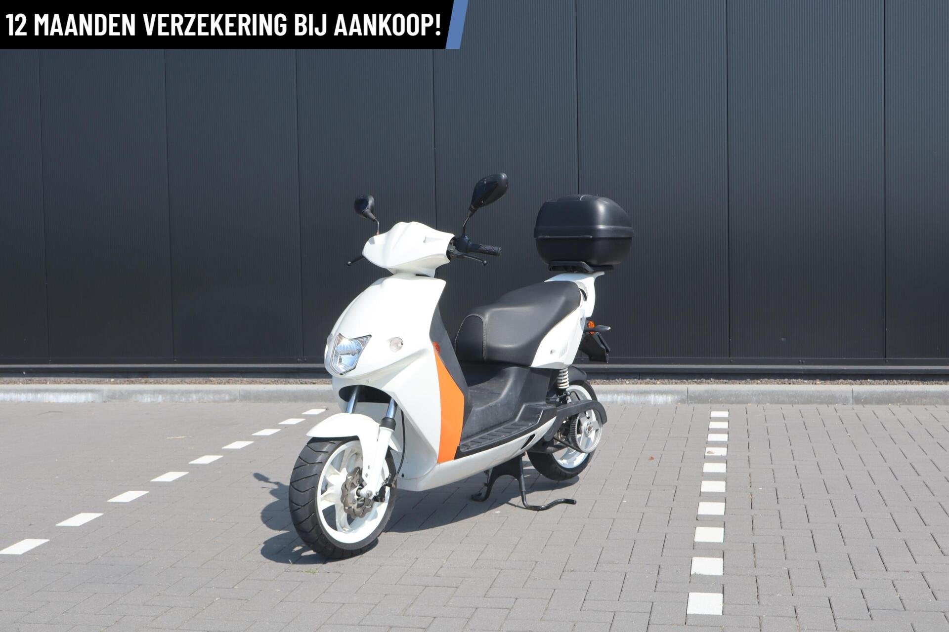 Govecs Snorscooter GO! S 2.4, ELEKTRISCH, SUPER STIL, Fietsen en Brommers, Overige merken, Gebruikt, Elektrisch