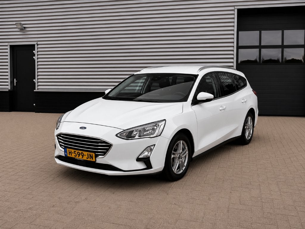 Ford Focus 1.0 EcoBoost Titanium Business Navigatie Carplay, 1283 kg, Wit, 14 km/l, Stationwagon