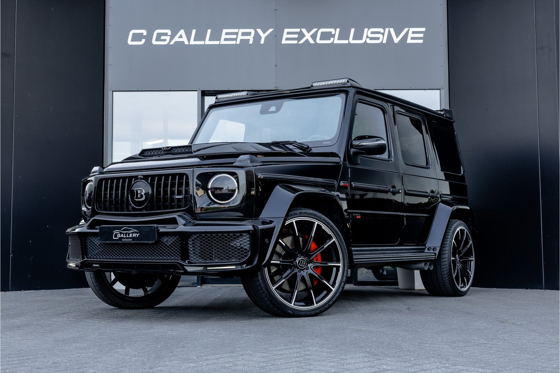 Mercedes-Benz G-Klasse G700 Brabus - Panorama | Burmester 3D, Automaat, G-Klasse, Zwart, Leder