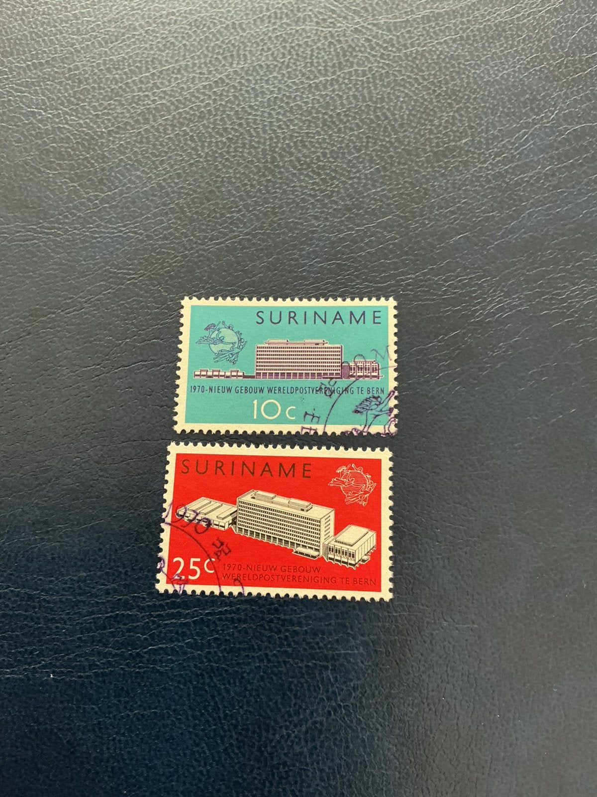 Suriname nrs 536/537, Verzenden, Gestempeld