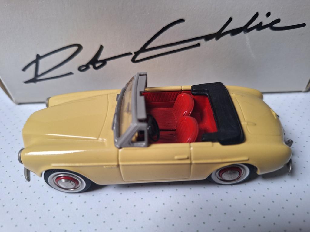 Volvo p1900 robeddie 1/43, Hobby en Vrije tijd, Modelauto's | 1:43, Ophalen of Verzenden, Zo goed als nieuw, Auto, Overige merken