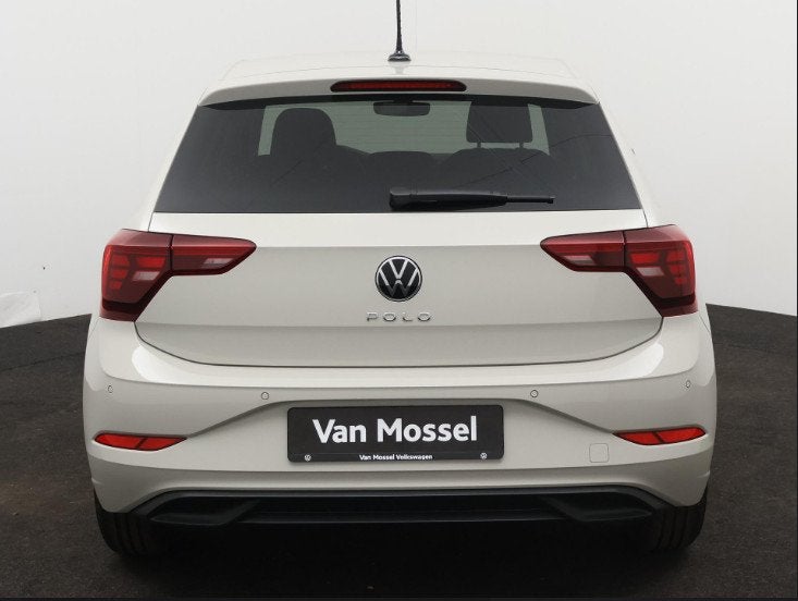 Volkswagen Polo 1.0 TSI Life Edition | Navigatie | Apple Car, 12 maanden, Stof, 1069 kg, Automatische klimaatregeling