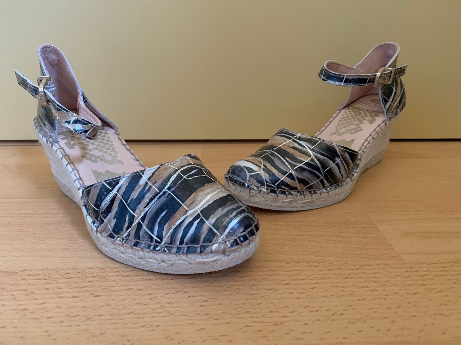 Fred de la Bretoniere nieuwe mooie schoenen (Maat 37), Overige kleuren, Verzenden, Nieuw, Espadrilles of Moccasins