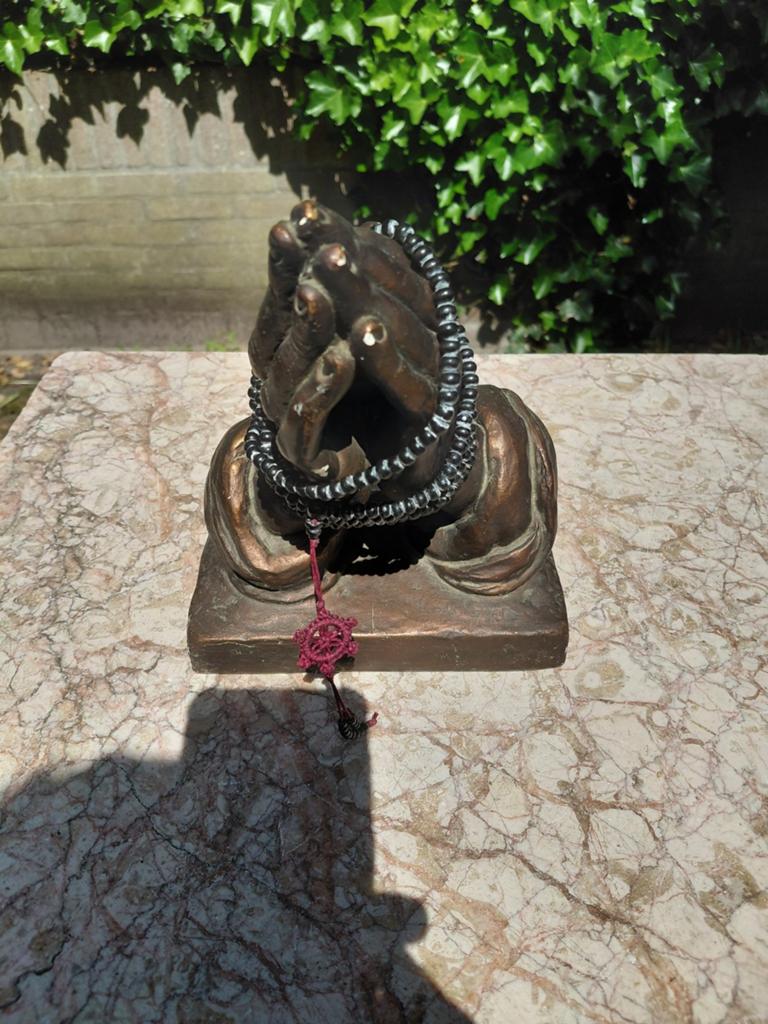 Biddende handen sculptuur - Bronskleurig, Antiek en Kunst, Minder dan 20 cm, Ophalen of Verzenden, Gepatineerd, Beeld