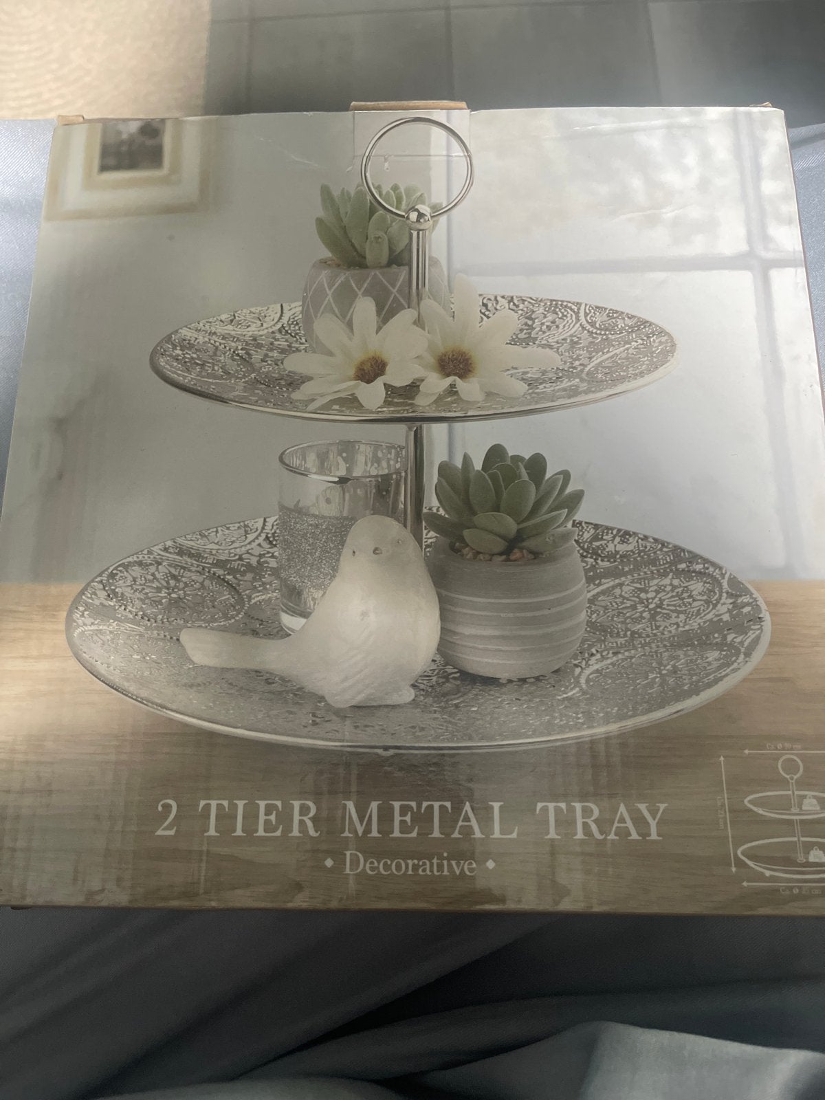 Decoratieve 2-laags metalen etagère (2 stuks), Huis en Inrichting, Nieuw, Ophalen of Verzenden, Zilver, Metaal