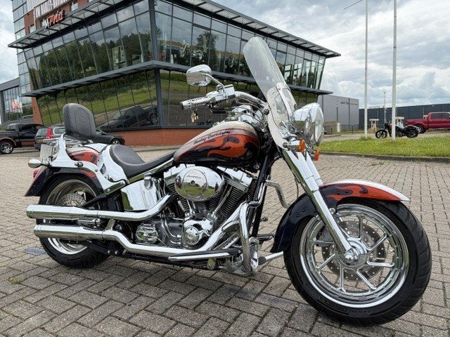 Harley-Davidson FLSTFSE FATBOY CVO FLSTF (bj 2006), Motoren, Motoren | Harley-Davidson, Dopplerlaan 26
9207 HC  Drachten, NL, H-D Benelux B.V.