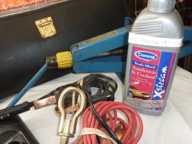 Voor in de auto Tuv krik-duracell stopc. startkabel. enz., Ophalen of Verzenden, Gebruikt
