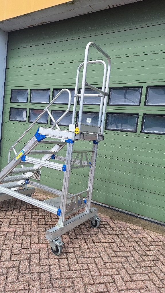 Bordestrap boottrap bordeshoogte 151 cm, Doe-het-zelf en Verbouw, Ophalen, Gebruikt, Trap, Minder dan 2 meter
