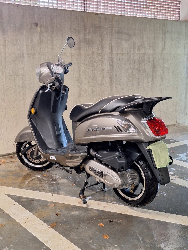 Sym fiddle 2 scooter 25 km - 550 km⚠️, Fietsen en Brommers, Scooters | SYM, Ophalen, Zo goed als nieuw, Benzine, Fiddle