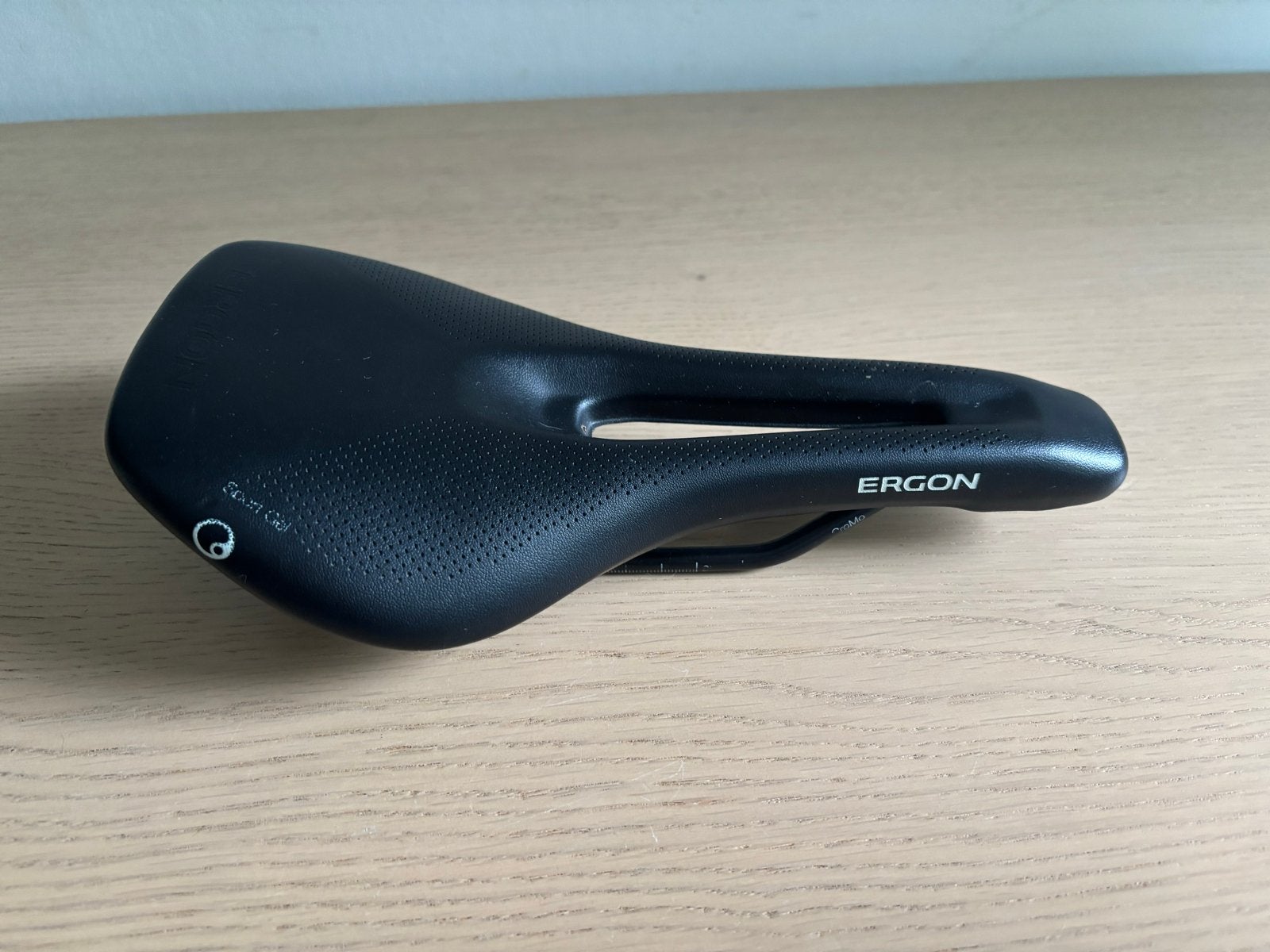 Ergon SR Sport Gel Race Zadel - Small/Medium, Kunststof, Ophalen of Verzenden, Zo goed als nieuw, Zadel