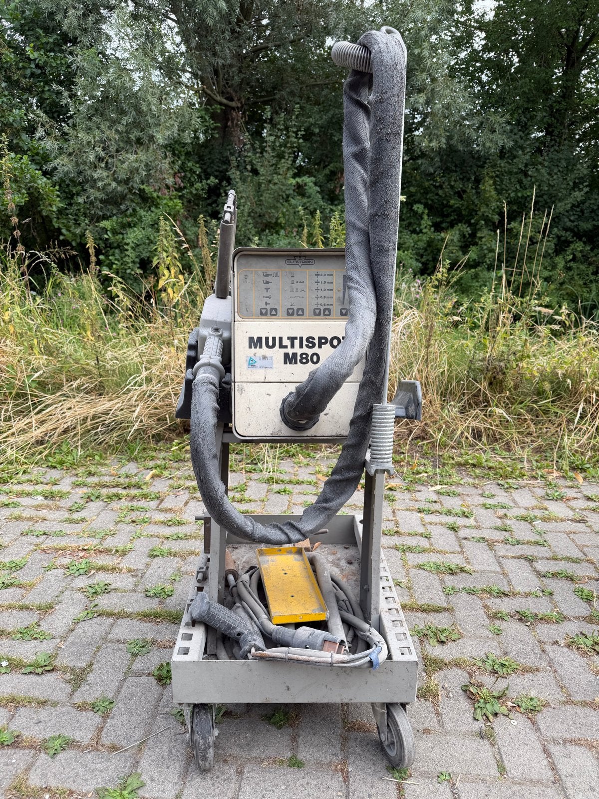 Multispot M80 Puntlasapparaat voor autoschadeherstel, Ophalen