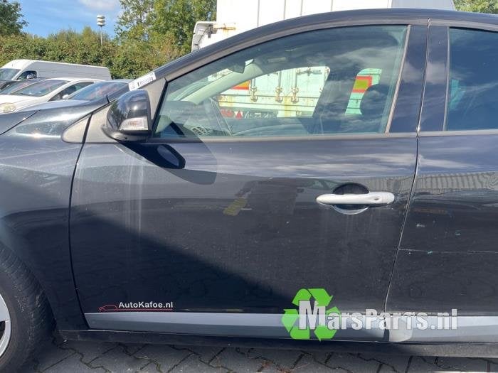 Portier 4Deurs links-voor van een Renault Megane (TEGNE), Gebruikt, -, -, Ophalen of Verzenden