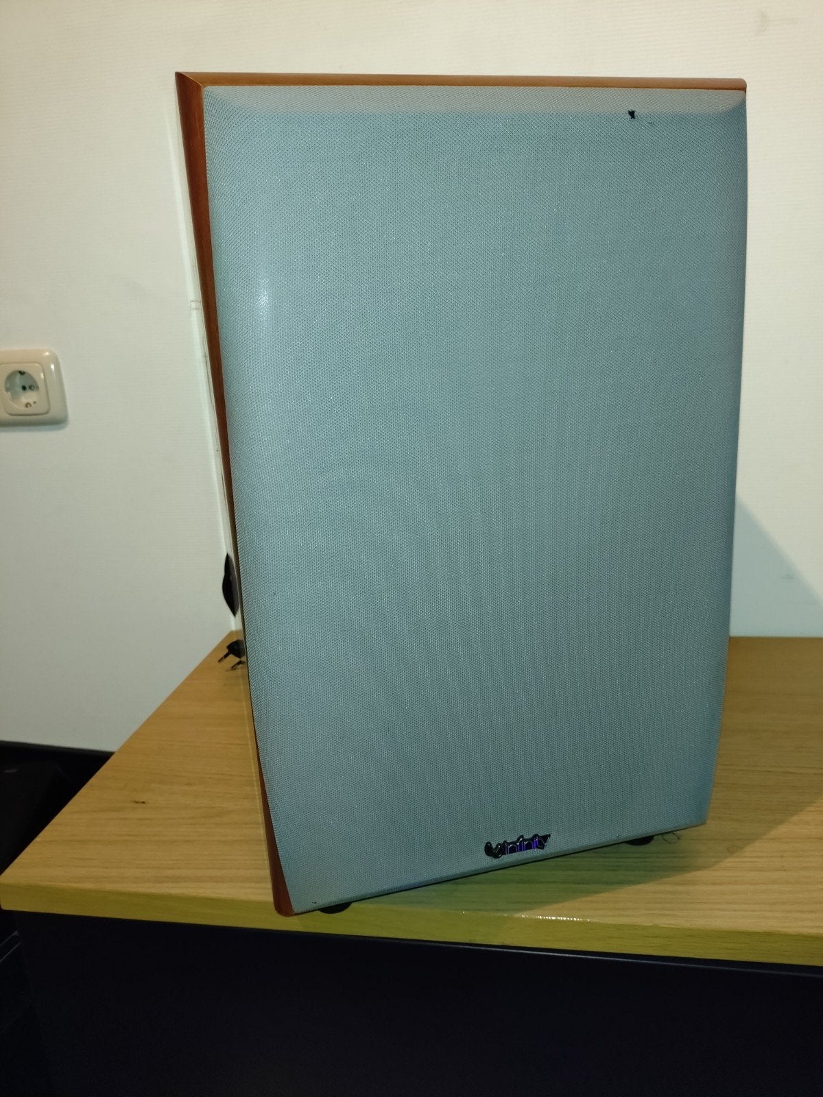 Infinity Primus PS–8 subwoofer, Ophalen, Zo goed als nieuw, Subwoofer, Overige merken
