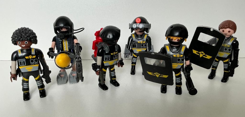 playmobil swat team met boot (2 foto’s), Kinderen en Baby's, Speelgoed | Playmobil, Ophalen of Verzenden, Gebruikt, Los playmobil
