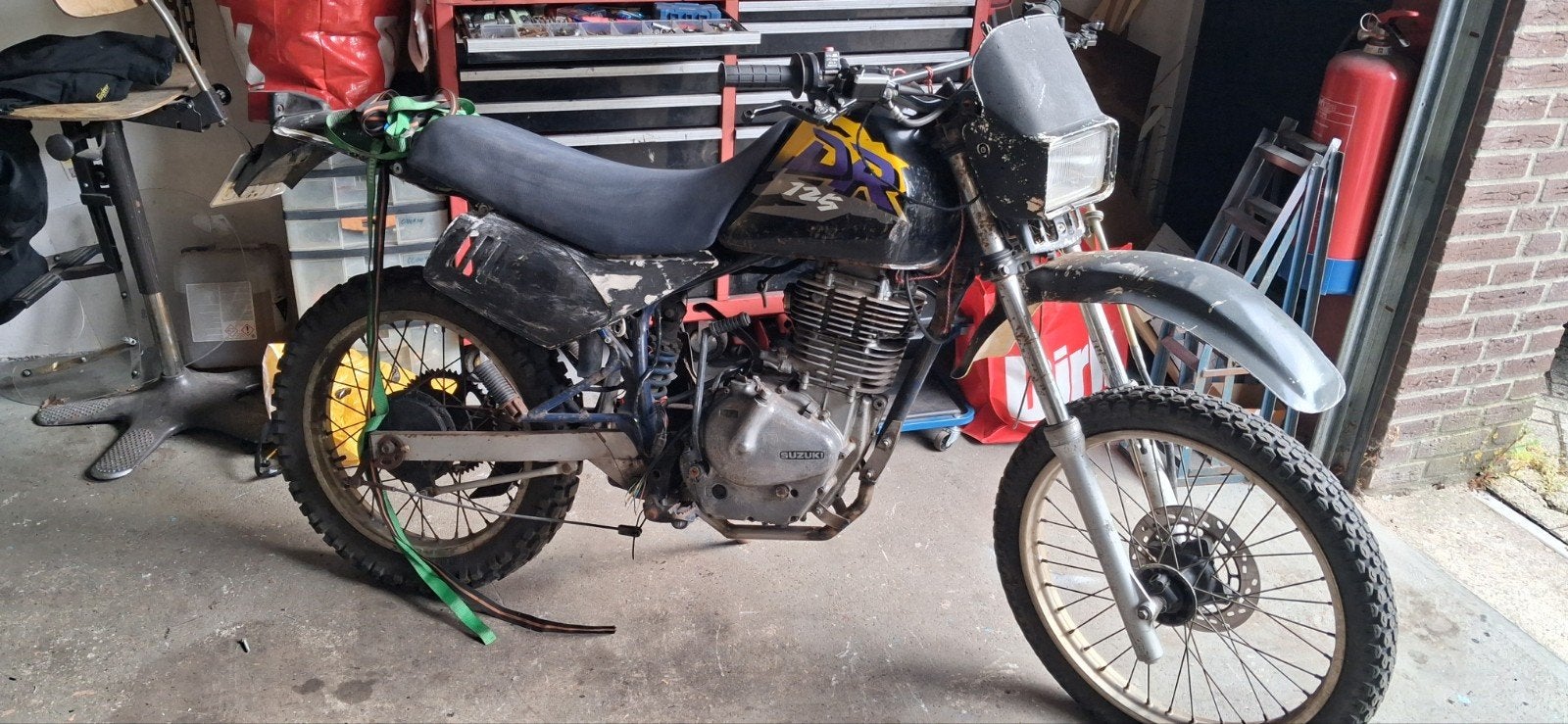 Suzuki DR125 met GN400 blok en kenteken - Opknapper, Motoren, Ophalen, Gebruikt