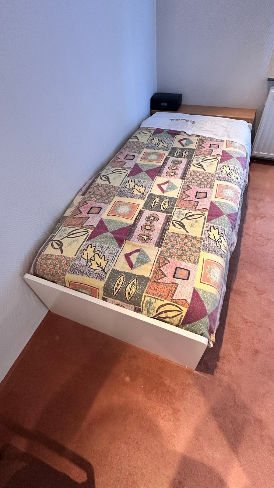 Eenpersoonsbed met lattenbodem en matras 90/200 als nieuw cm, Huis en Inrichting, Gebruikt, 90 cm, Ophalen of Verzenden, 200 cm