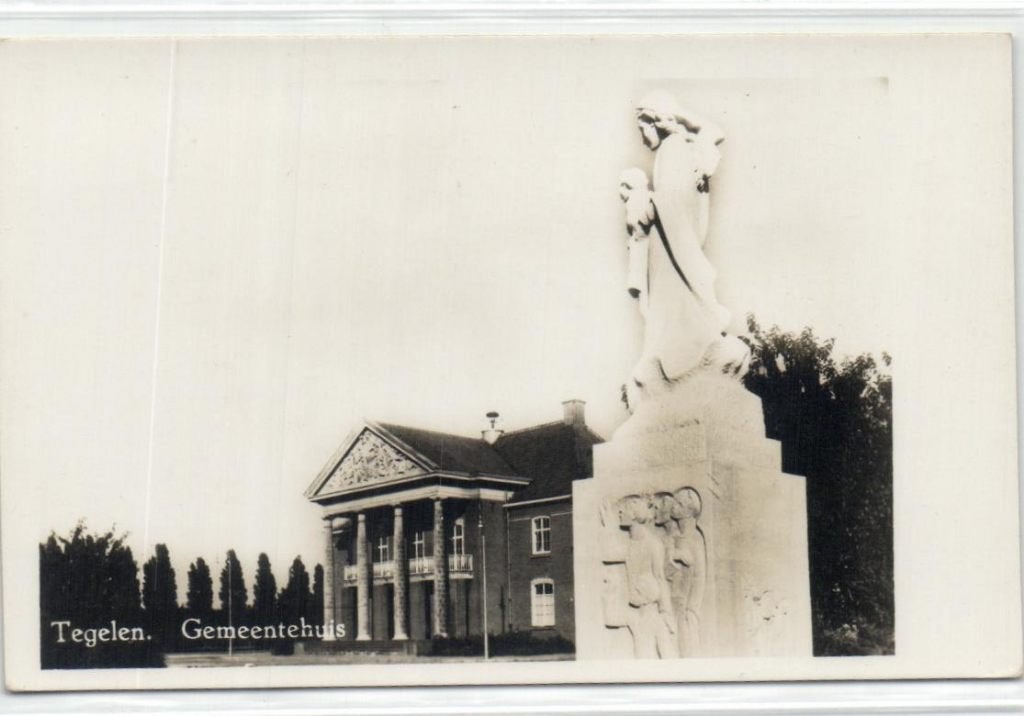 x28091 tegelen gemeentehuis, Verzamelen, Ansichtkaarten | Nederland, Verzenden, Voor 1920, Noord-Brabant