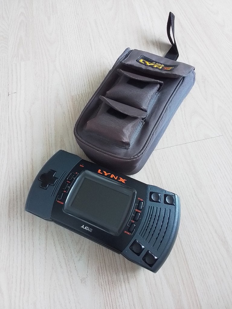 Atari Lynx II met tas en 11 games, Spelcomputers en Games, Met games, Gebruikt, Ophalen of Verzenden, Zonder controller