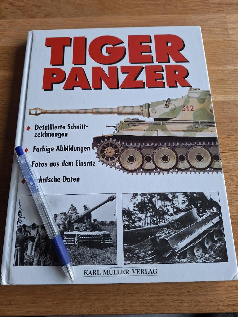 Tiger panzer, Boeken, Oorlog en Militair, Zo goed als nieuw, Overige onderwerpen, Tweede Wereldoorlog, Ophalen of Verzenden