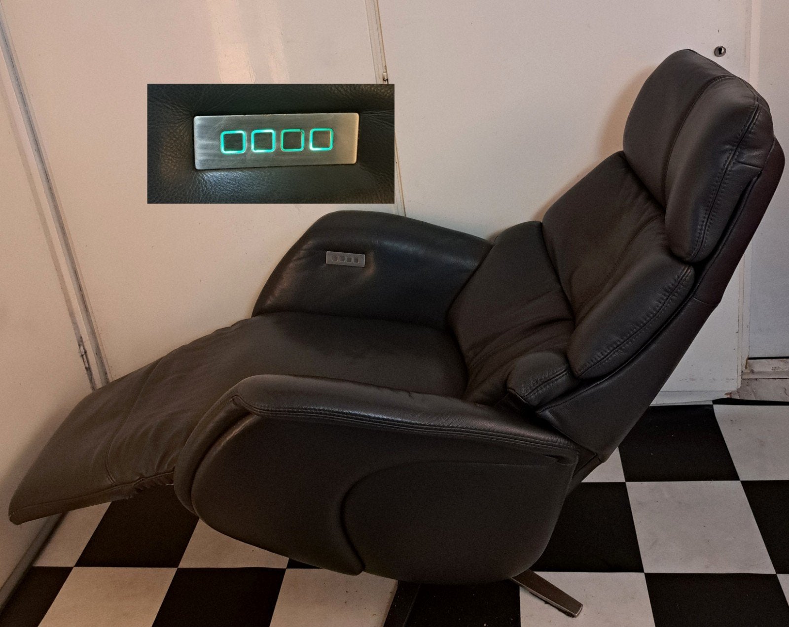 De Toekomst Twice Pro 038N relaxfauteuil
op accu Leer Drie m, Ophalen, Zo goed als nieuw, Leer, 50 tot 75 cm