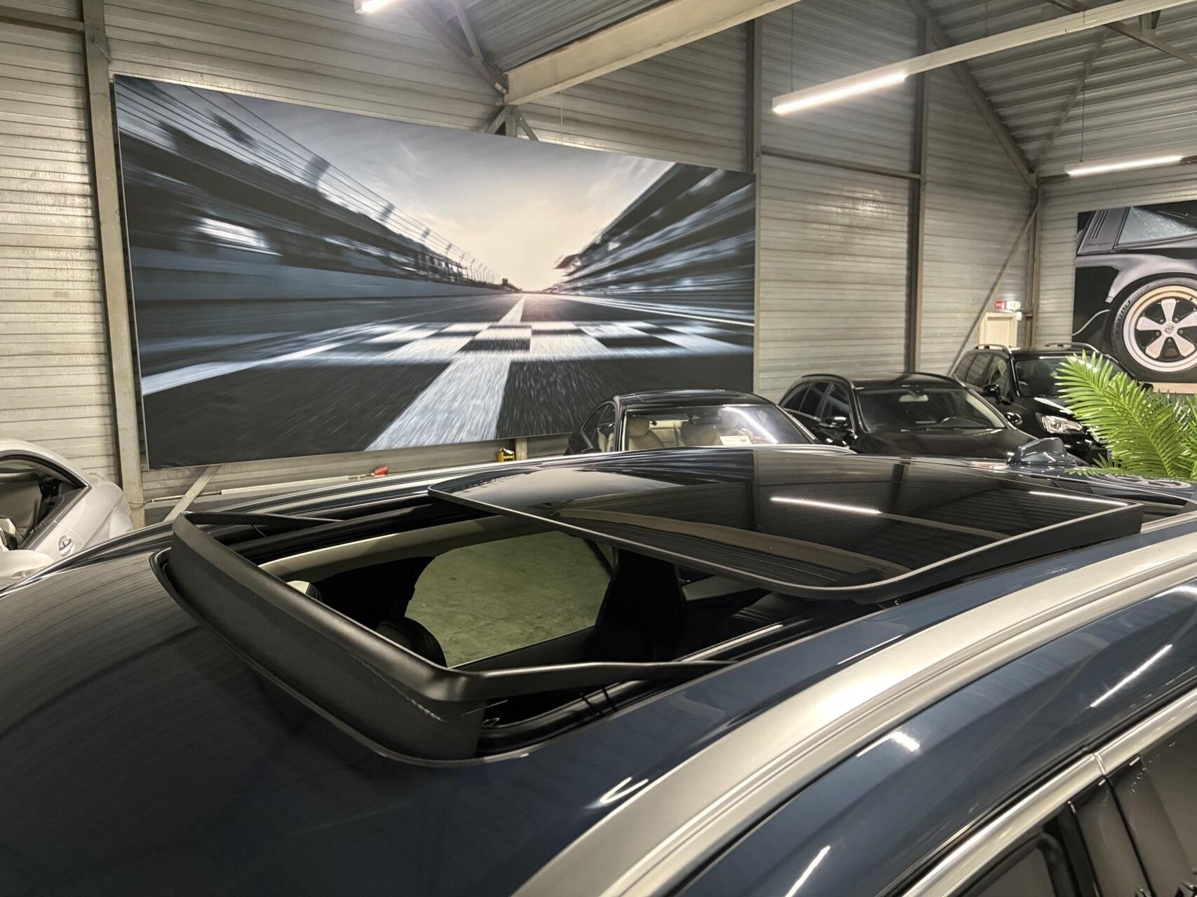 Volvo XC60 2.0 Recharge T8 AWD Inscription Expression|Pano|T, Auto's, Automaat, Gebruikt, Blauw, Leder