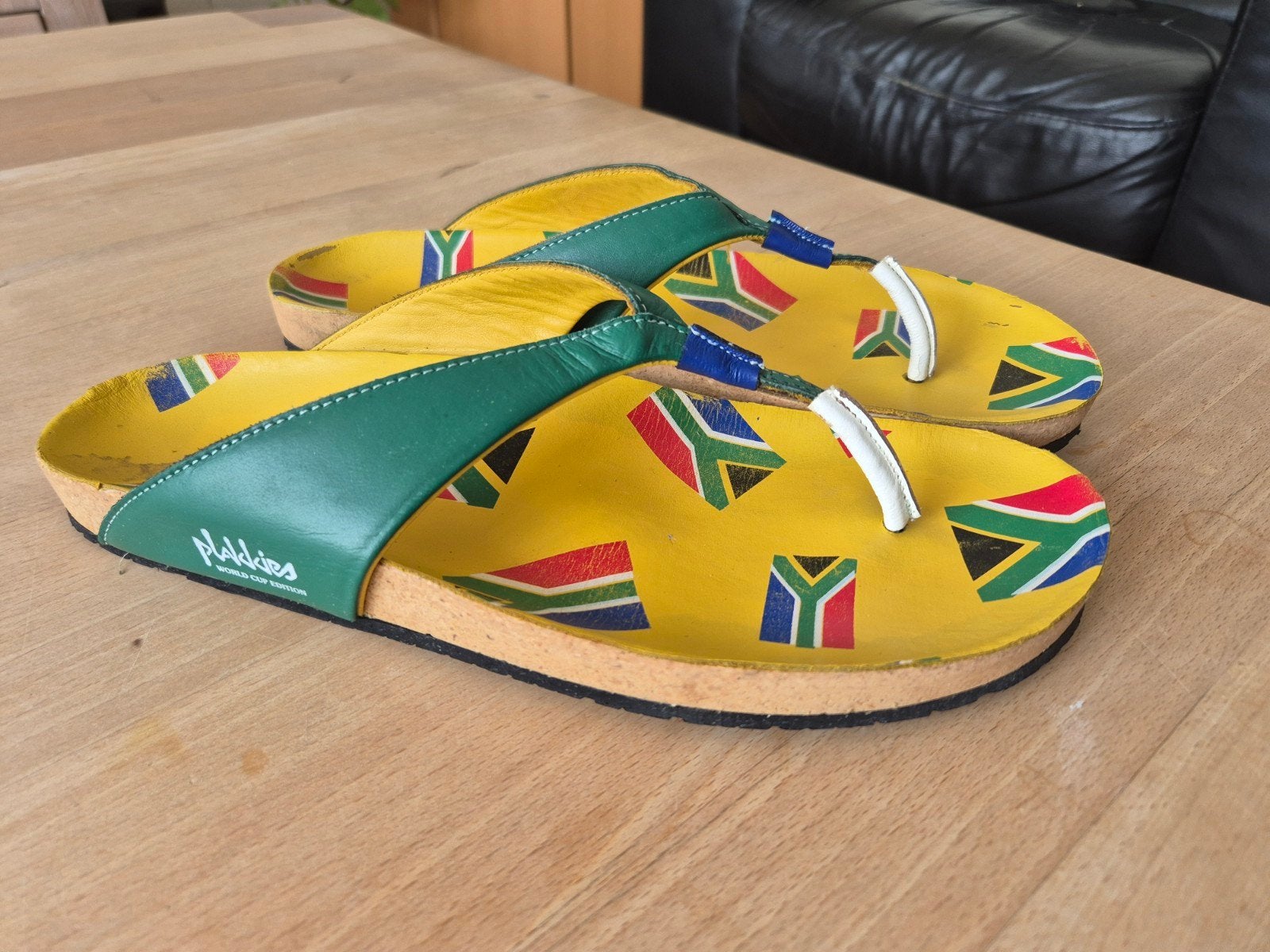 Prachtige leren sandalen  Plakkies .Maat43., Kleding | Dames, Schoenen, Verzenden, Sandalen of Muiltjes, Zo goed als nieuw, Plakkies