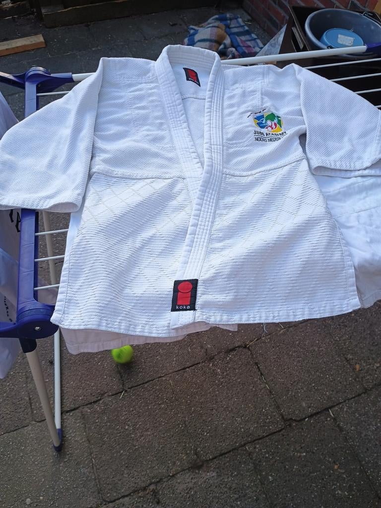 essimo Judo pak judopak maat 150 Judo Noord nederland, Maat XS of kleiner, Ophalen of Verzenden, Zo goed als nieuw, Judo