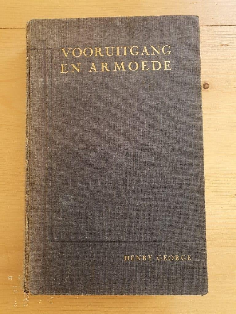 Henry George - Vooruitgang en Armoede, Gelezen, Henry Georg, Ophalen of Verzenden, Politiek en Staatkunde