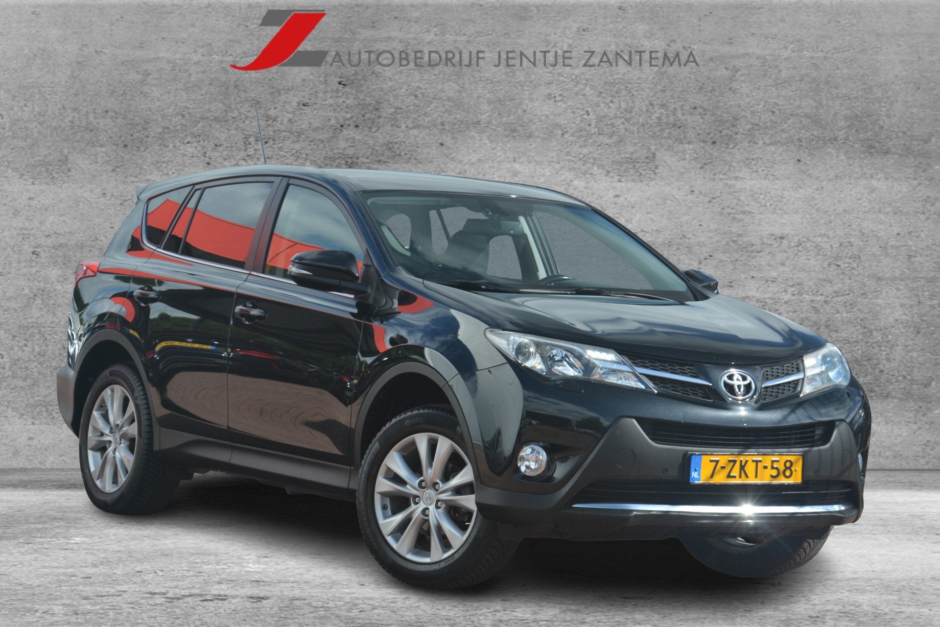 Toyota RAV4 2.0 Executive Business 4WD | Navigatie | Camera, Auto's, Automaat, Euro 5, Gebruikt, 4 cilinders