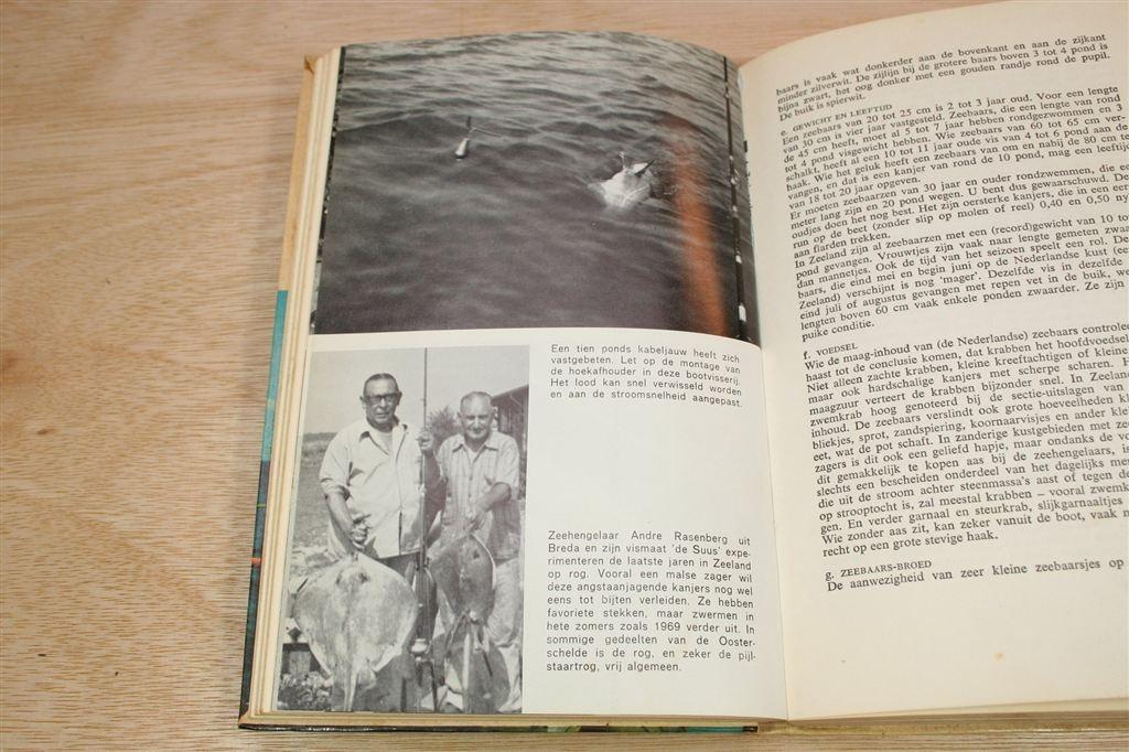 Zeehengelen — Kabeljauw, Haai, Zeebaars & Bootvissen, Ophalen of Verzenden, Gelezen, Watersport en Hengelsport