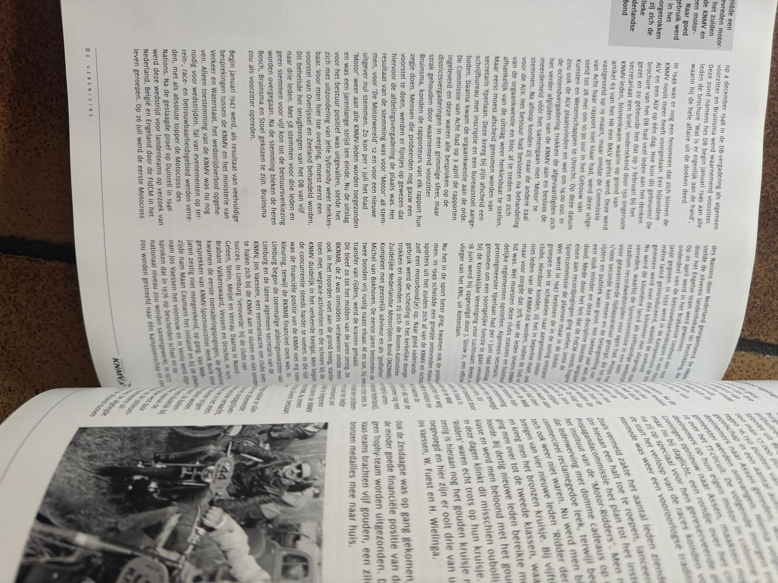 100 Jaar KNMV: Een eeuw motorrijden in Nederland, Ophalen of Verzenden, Zo goed als nieuw, Algemeen